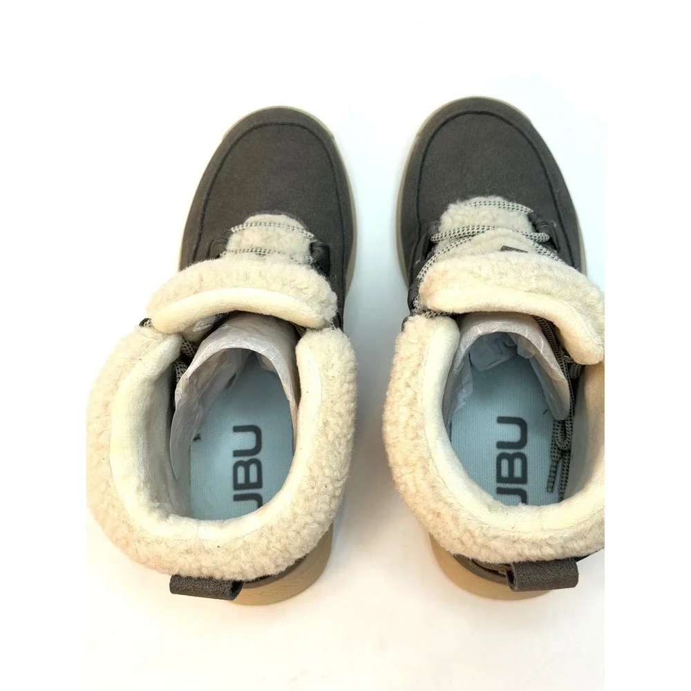 JBU Women's Freeze Round Toe Boots Grey Size 7.5M NWT/BOX
